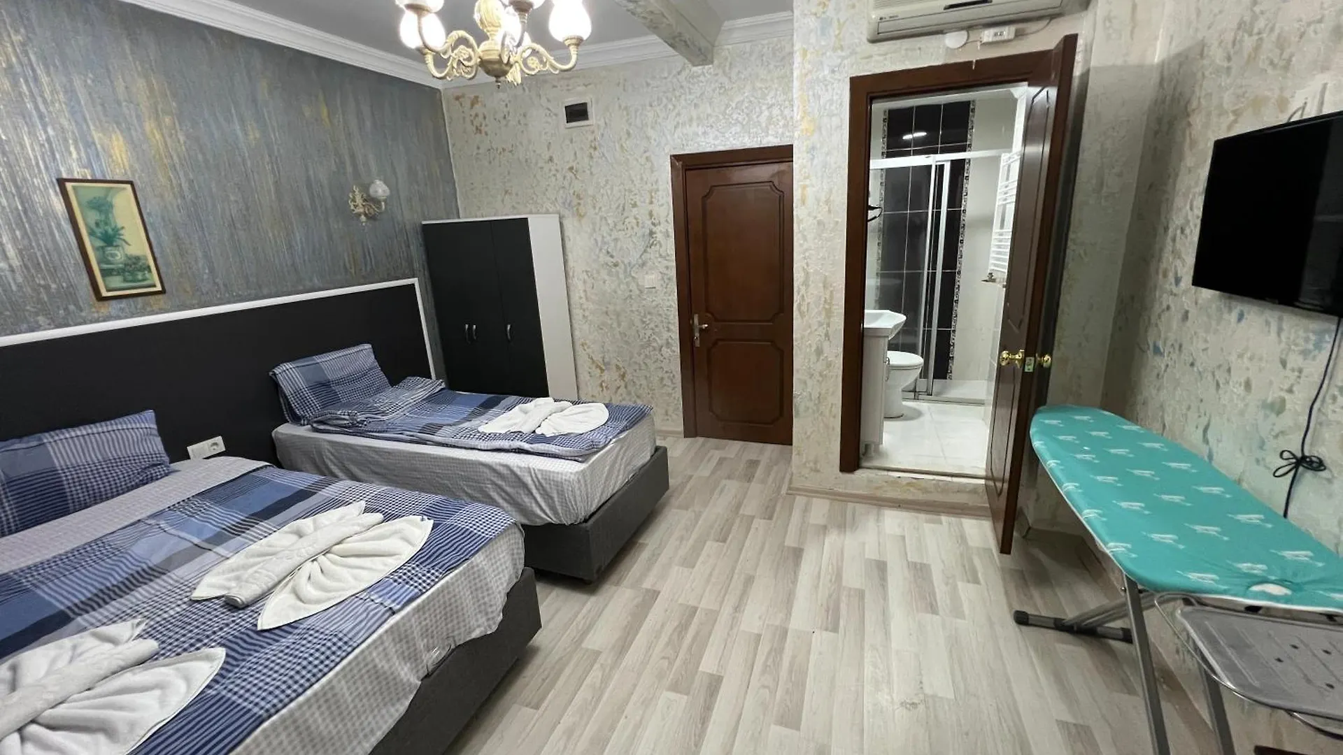 Istanbul Metin Suites And Studios